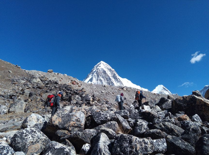 1 everest base camp budget trek Everest Base Camp Budget Trek