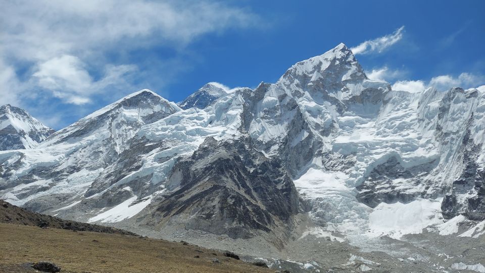 1 everest helicopter landing tour Everest Helicopter Landing Tour