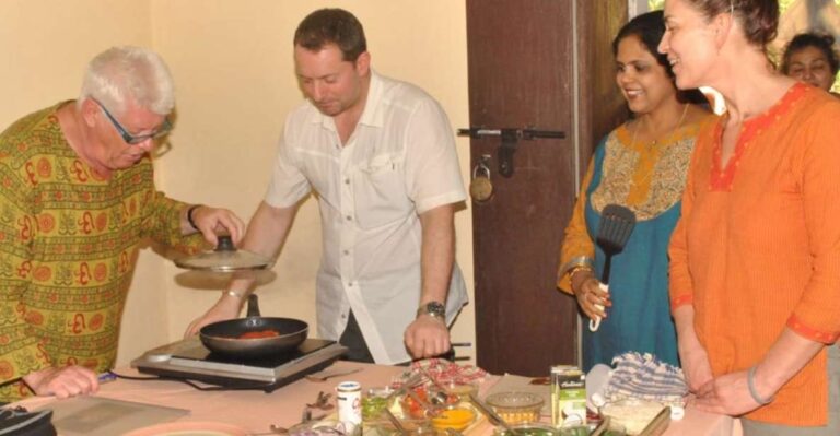 Experience Cooking Classes With Mumbai Sightseeing Tours