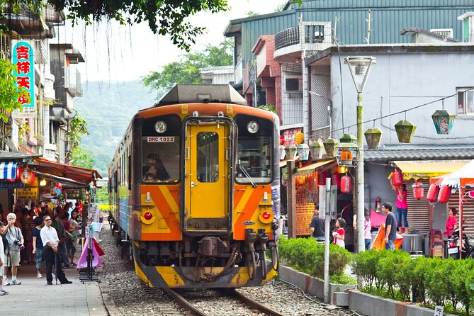 1 experience pingxi sky lantern and shifen waterfall from taipei Experience Pingxi Sky Lantern and Shifen Waterfall From Taipei