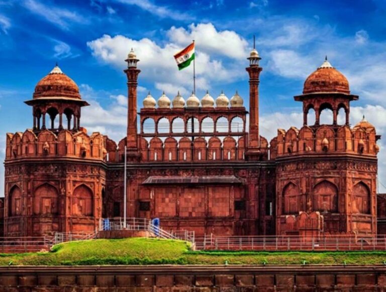 Explore Agra From Jaipur And Drop At New Delhi