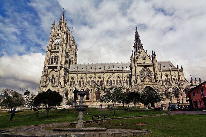Explore Old Town Quito: Sightseeing, Food, Culture Small Group Walking Tour