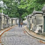 1 famous graves of pere lachaise cemetery guided tour Famous Graves of Père Lachaise Cemetery Guided Tour
