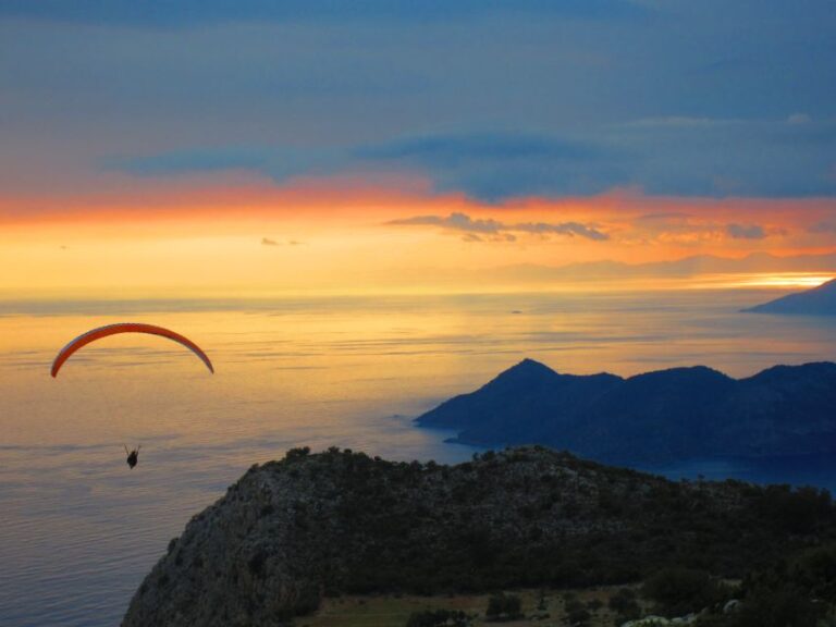 Fethiye: Tandem Paragliding Experience W/Hotel Pickup