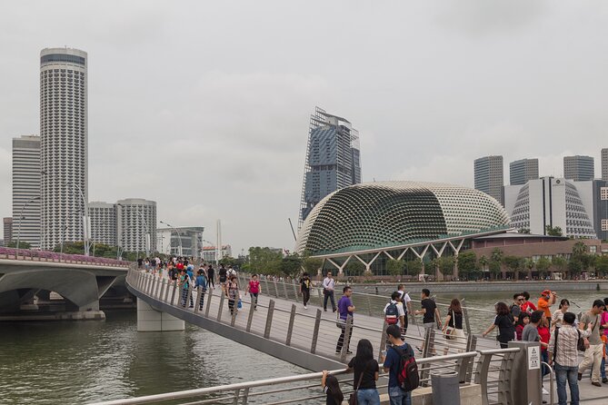 Follow the Money: a Self-Guided Audio Tour of Singapores Financial District