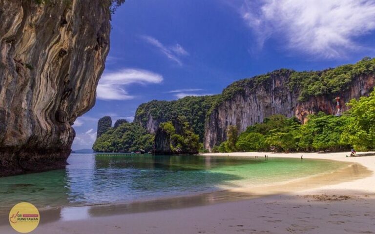 From Ao Nang: Hong Islands Day Tour by Boat With Lunch