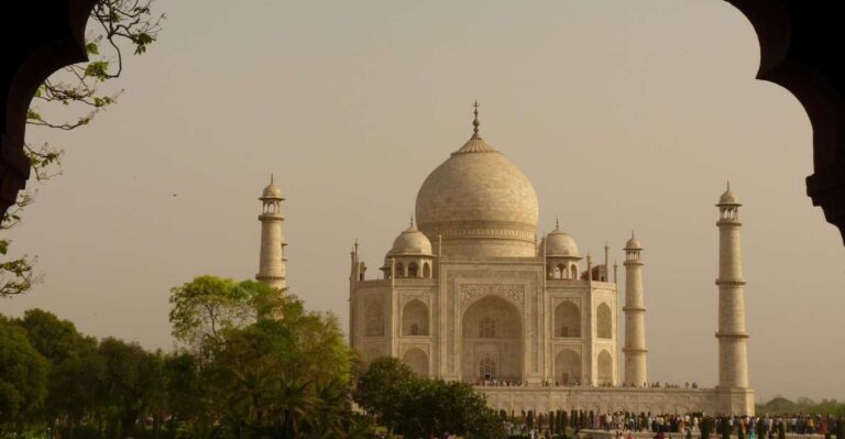 From Bangalore: Taj Mahal 2-Day Tour With Flights and Hotel