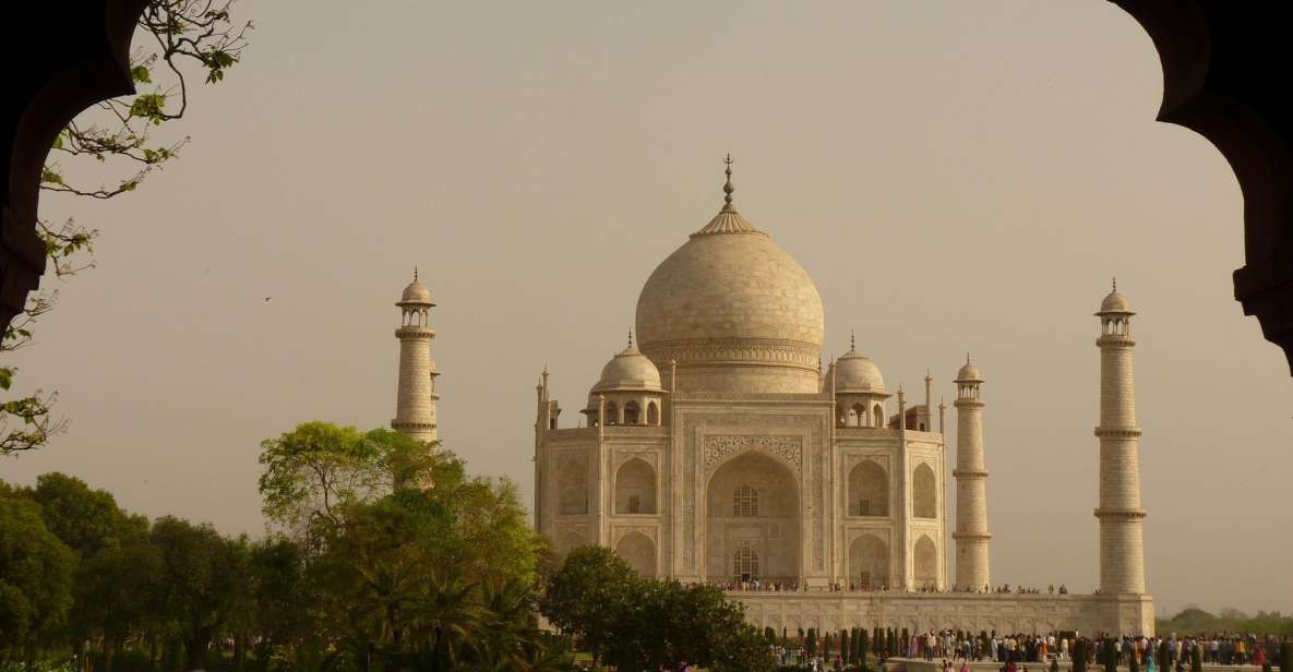 1 from bangalore taj mahal 2 day tour with flights and hotel From Bangalore: Taj Mahal 2-Day Tour With Flights and Hotel