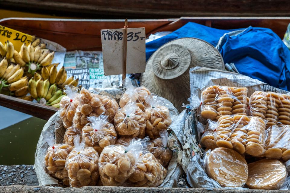 1 from bangkok damnoen saduak floating market guided tour From Bangkok: Damnoen Saduak Floating Market Guided Tour