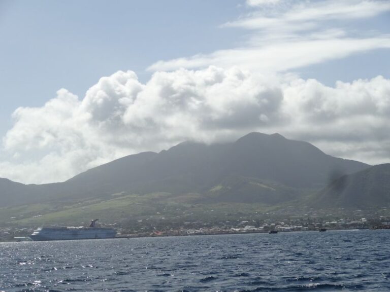 From Basseterre: St. Kitts and Nevis Cruise With Bar & Lunch