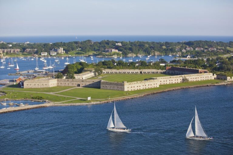 From Boston: Newport Mansions Full-Day Trip