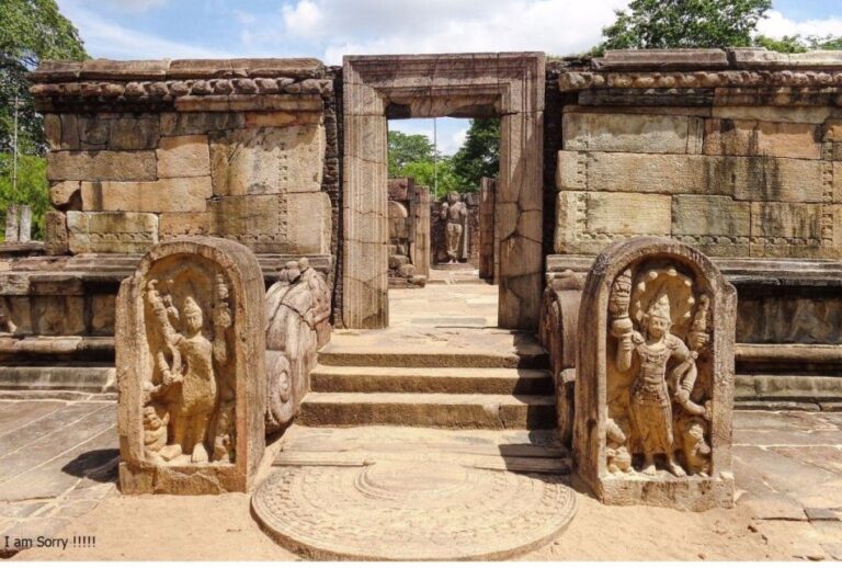 From Dambulla/ Sigiriya: Ancient City of Polonnaruwa by Bike