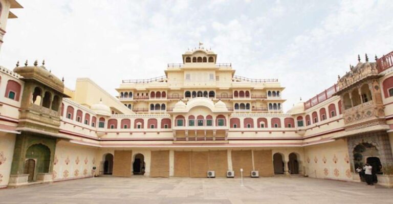 From Delhi: 2-Day Private Jaipur Tour With Overnight Stay