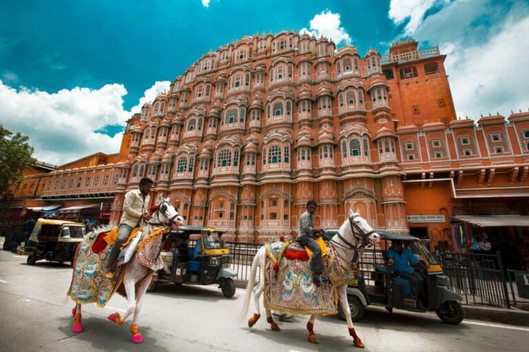 From Delhi: 2 Days Private Jaipur Sighseeing Tour