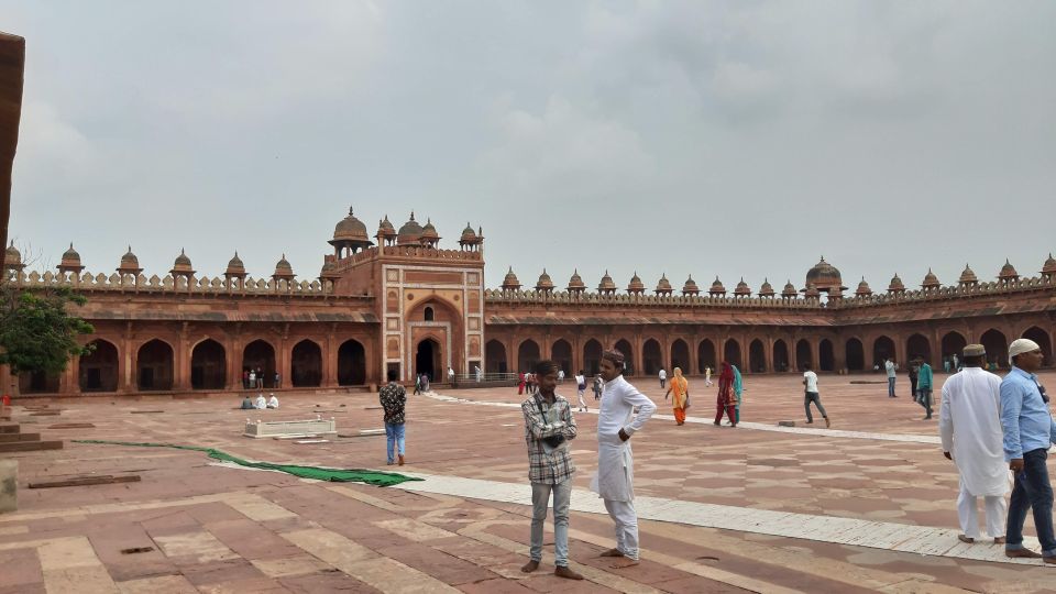 1 from delhi 2 days taj mahal agra tour with fatehpur sikri From Delhi: 2 Days Taj Mahal & Agra Tour With Fatehpur Sikri