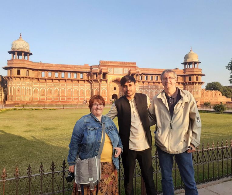 From Delhi: Agra Tour by Gatiman Express