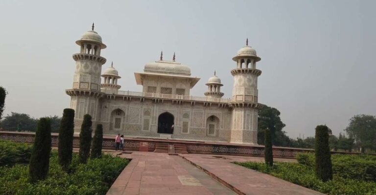 From Delhi: Ayodhya Ram Mandir With Agra Sightseeing