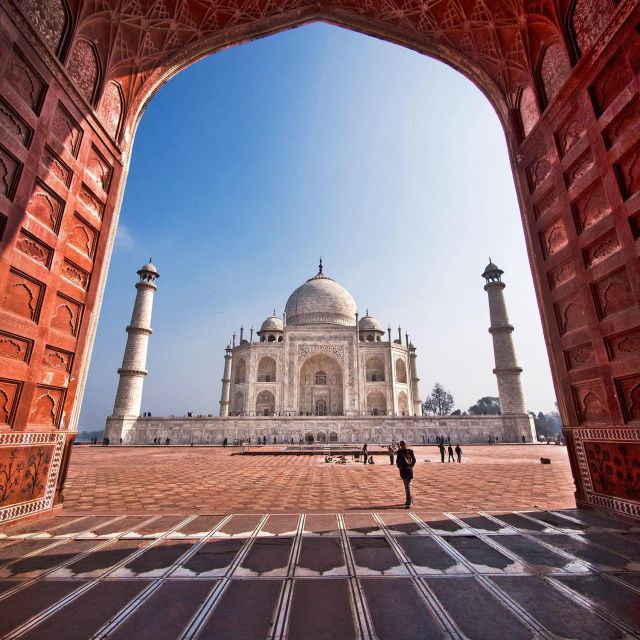 From Delhi: Guided Taj Mahal Tour With Drop at Jaipur