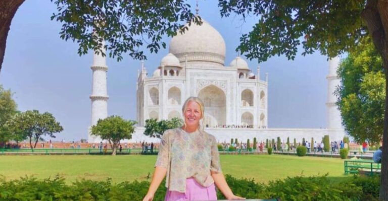 From Delhi: Same Day Taj Mahal, Agra Day Tour By Car