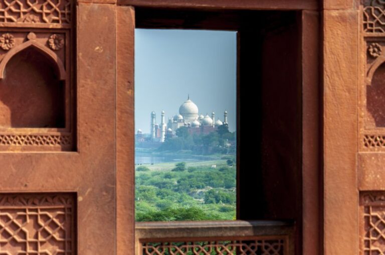 From Delhi : Taj Mahal, Agra Fort, and Baby Taj Guided Tour