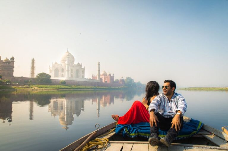 From Delhi : Taj Mahal & Agra Fort Day Tour By Gatiman Train