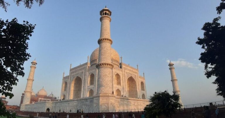 From Delhi: Taj Mahal Agra Guided Tour With Layover Transfer