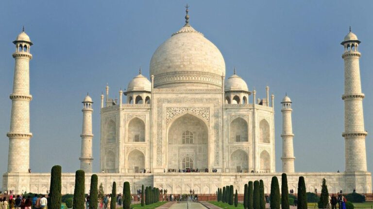 From Delhi : Taj Mahal & Agra Private Tour by Gatimaan Train