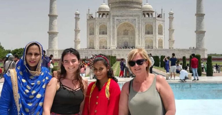 From Delhi: Taj Mahal Sunrise & Agra Fort Tour By Car