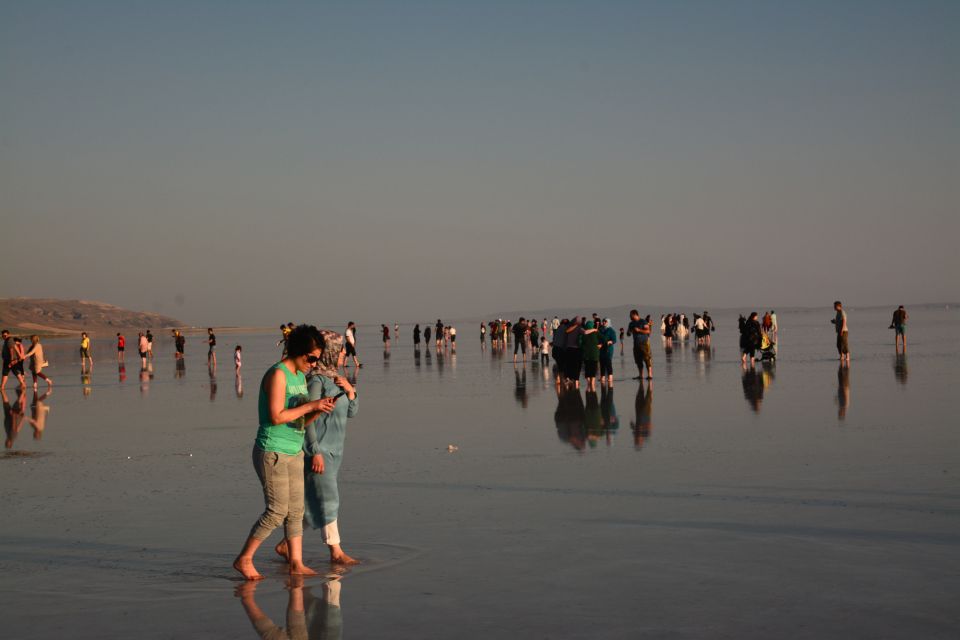 1 from goreme salt lake tour at sunset From Göreme: Salt Lake Tour at Sunset