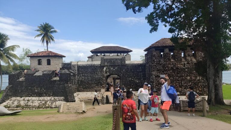 From Guatemala Visit the San Felipe Castle in One Day.