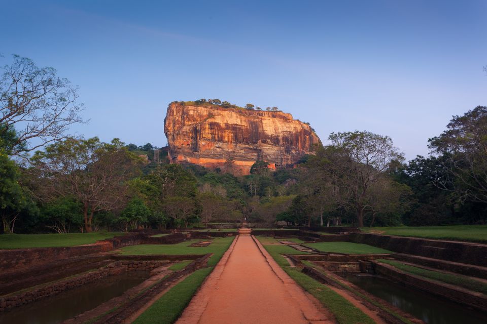 1 from kalutara sigiriya rock and dambulla cave full day tour From Kalutara: Sigiriya Rock and Dambulla Cave Full-Day Tour