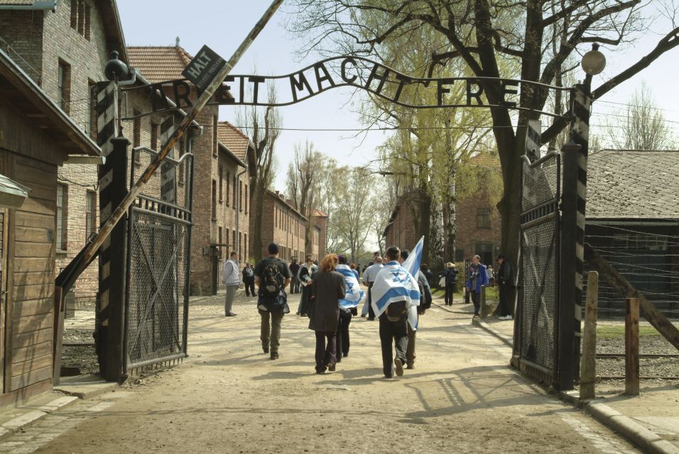 1 from krakow auschwitz birkenau memorial and museum tour From Krakow: Auschwitz-Birkenau Memorial and Museum Tour
