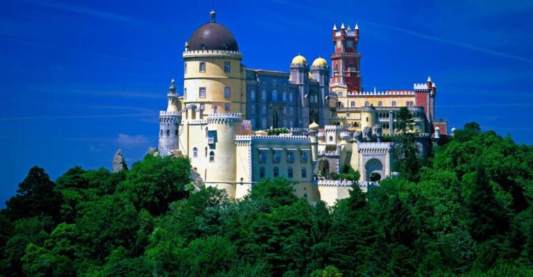 From Lisbon: Sintra and Cascais Deluxe Full-day Private Tour