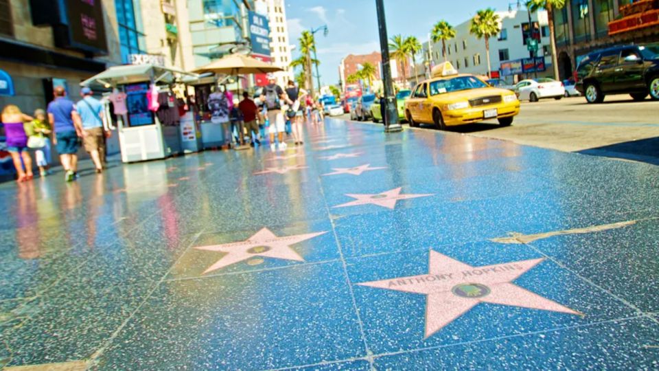 1 from los angeles full day l a suburbs and attractions tour From Los Angeles: Full Day L.A Suburbs and Attractions Tour