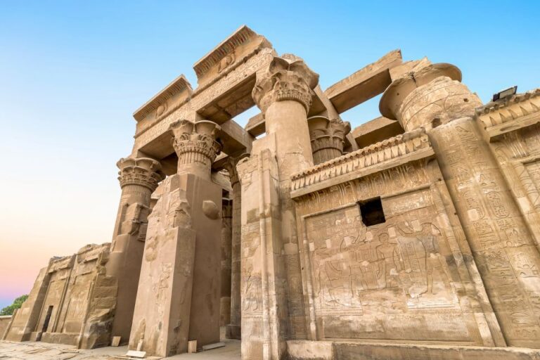 From Luxor: Private Day Trip to Edfu and Kom Ombo