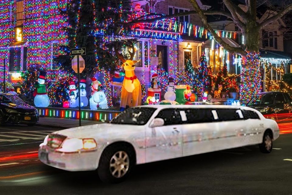 1 from manhattan private brooklyn christmas tour by limousine From Manhattan: Private Brooklyn Christmas Tour by Limousine