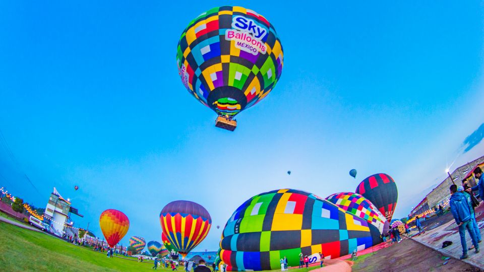 1 from mexico city teotihuacan hot air balloon with pyramids From Mexico City: Teotihuacan Hot Air Balloon With Pyramids