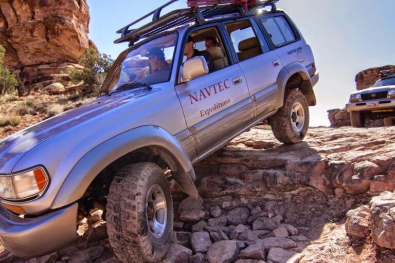 From Moab: Canyonlands Needle District 4×4 Tour