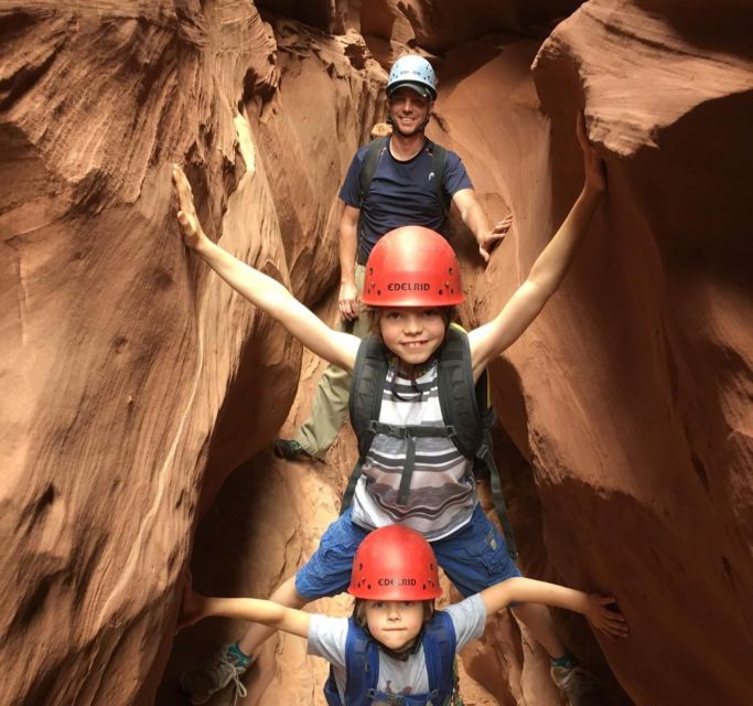 From Moab or Hanksville: North Wash Slot Canyon Experience