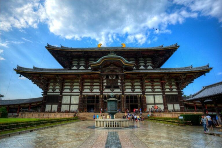 From Osaka: Fushimi Inari Shrine, Kyoto, and Nara Day Trip