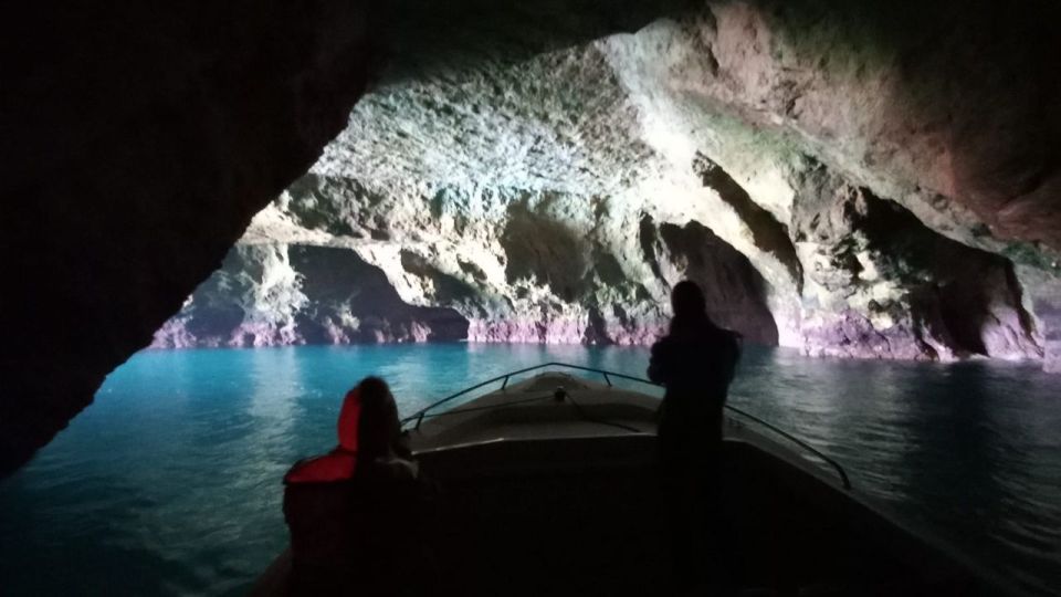 1 from portimao algar de benagil and sea caves boat tour From Portimão: Algar De Benagil and Sea Caves Boat Tour