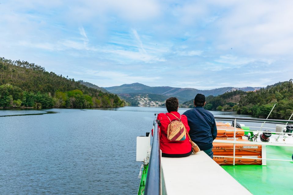 1 from porto douro river cruise to regua with lunch From Porto: Douro River Cruise to Régua With Lunch