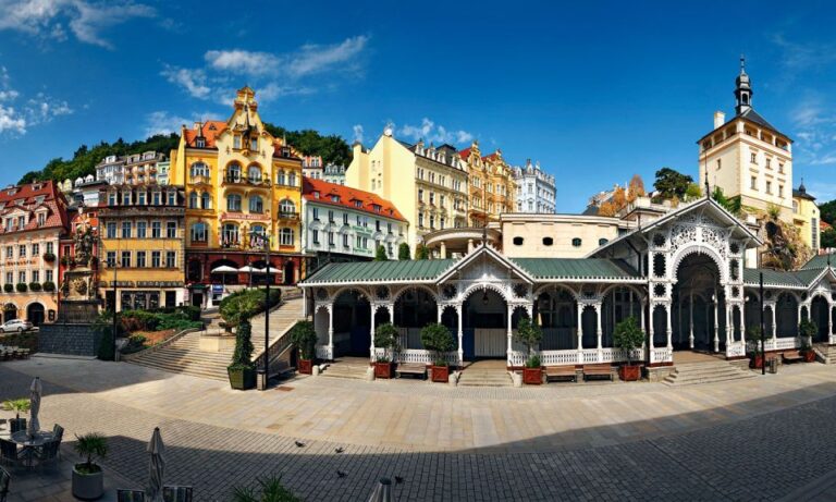From Prague: Karlovy Vary Guided Day Trip With Lunch