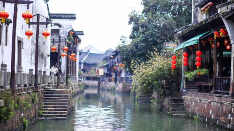 From Shanghai: Zhouzhuang Water Village Private Day Trip