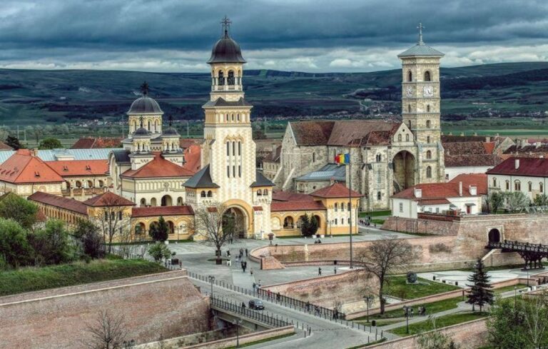 From Sibiu to Corvin’s Castle Hunedoara and Alba Iulia