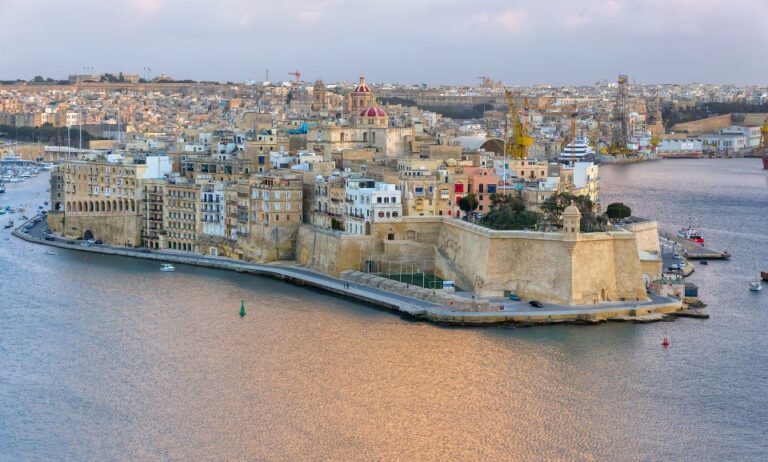 From Sliema: Cruise Around Malta’s Harbours & Creeks