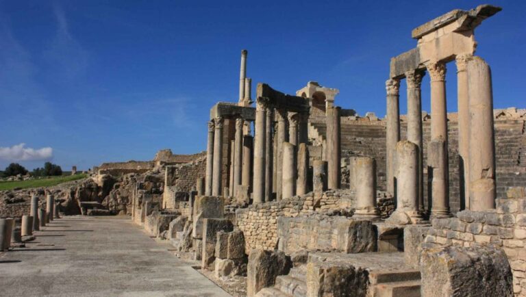 From Sousse or Hammamet: Guided Tour of Dougga and Zaghouan
