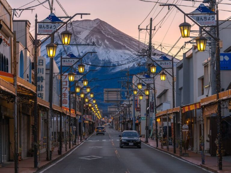 From Tokyo: 10-hour Mount Fuji Private Customizable Tour