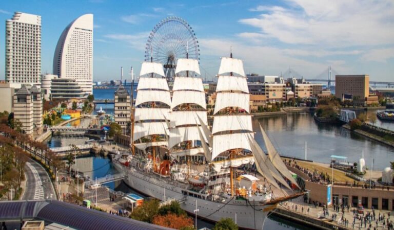 From Tokyo: Yokohama and Tokyo Private Day Tour