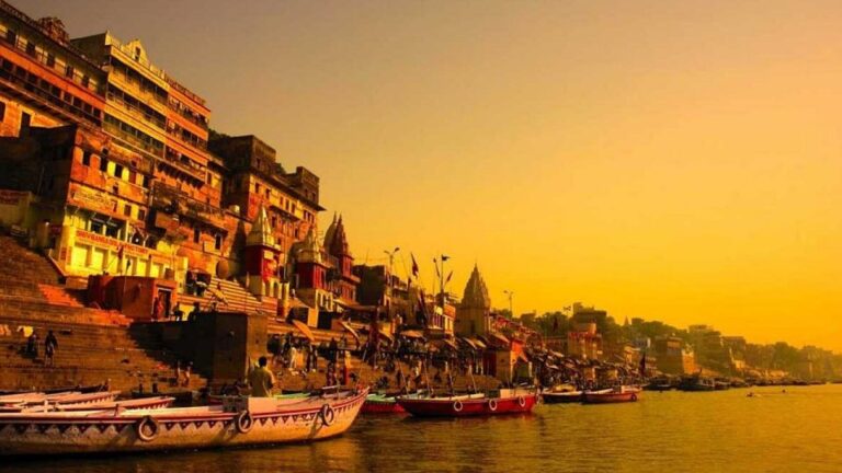 From Varanasi: Varanasi & Prayagraj Private Guided Tour